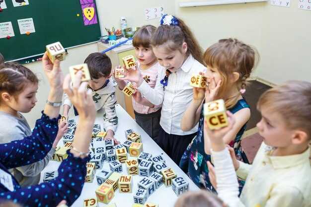 Как подготовить ребенка к тому, что в садике он будет оставаться без мамы? Такую подготовку нужно начинать не ранее, чем угаснет сепарационная тревога, то есть примерно после полутора лет.