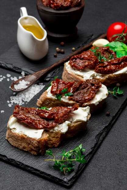 У общительных испанцев вкусная трапеза занимает в жизни важное место. Если верить социологическим опросам, четверть населения страны обедает и ужинает вне дома. За столами собираются большими компаниями и семьями. Едят и общаются. Часто и долго.